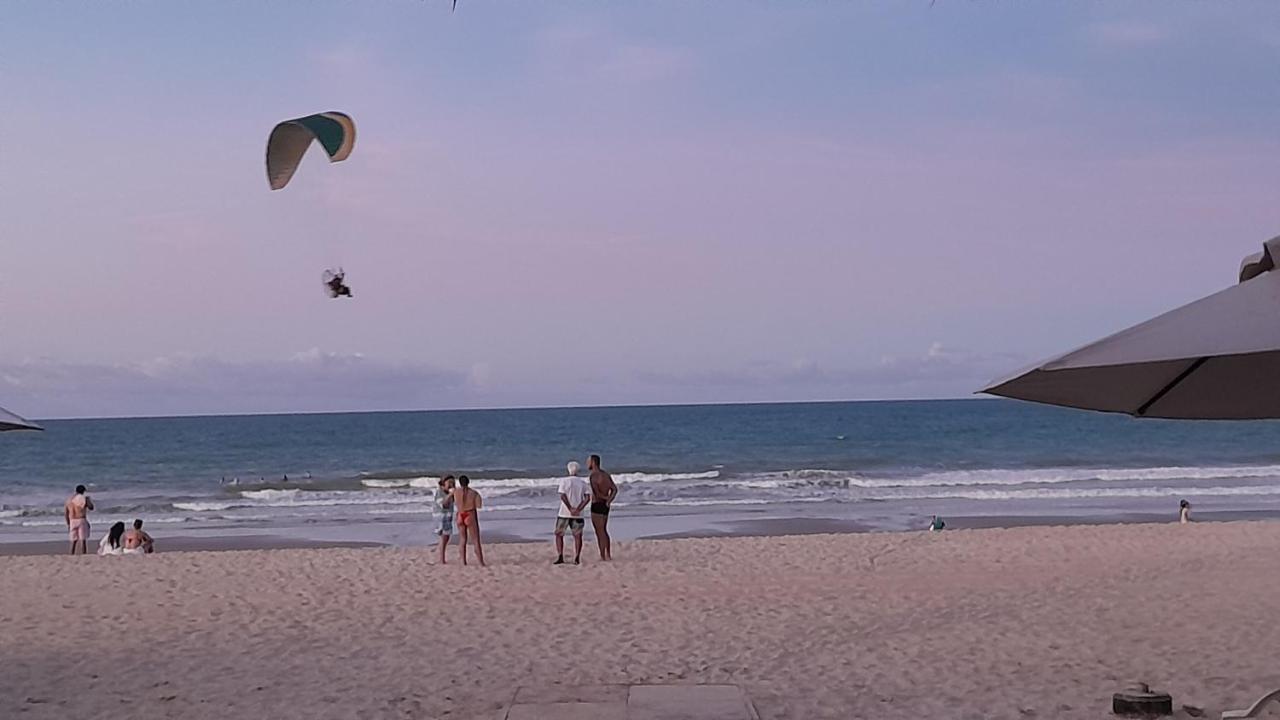 Paraiso Das Dunas - Apartamento A Beira Mar Com Jacuzzi - Proximo Ao Beach Park Акірас Екстер'єр фото
